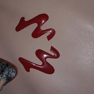 🌺RED METAL PIERECED Earrings